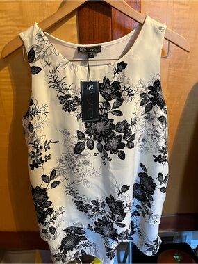DG2 by Diane Gilman Cream Tank Top with Black Floral Print